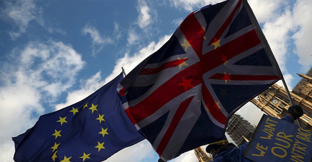 AB: İngiltere ile Brexit'i Görüşmeye Hazırız