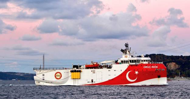 AB Sözcüsü Schinas Türkiye’ye Gözdağı Verdi!