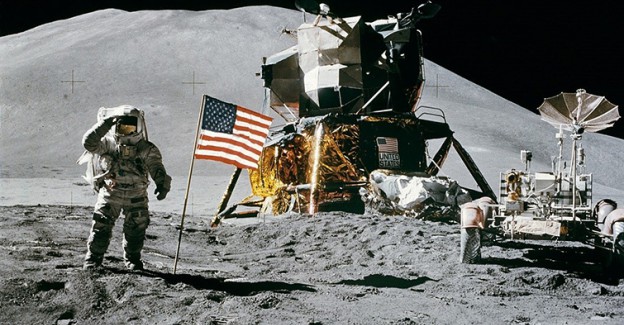 ABD Ay'a Astronot Gönderecek