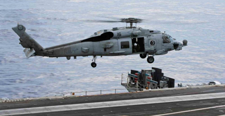 Abd ordusuna ait helikopter umman denizi’ne acil iniş yaptı: 1 kişi kayıp