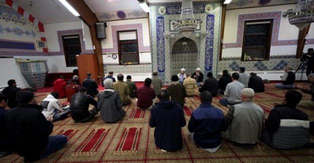 ABD'de İdlib'deki Şehitlerimiz İçin Dua Edildi