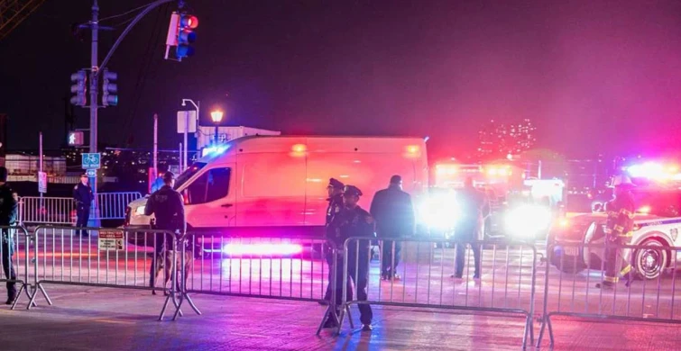 ABD’den New York’ta Güç Gösterisi: Alıkonulan Maduro Zırhlı Araçlarla Şehirde Gezdirildi