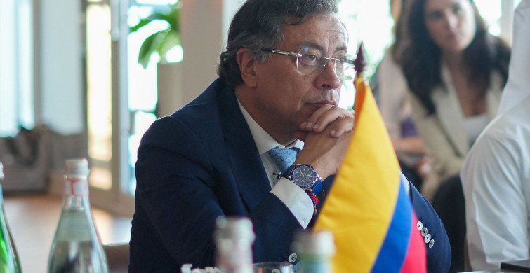 ABD’den şok yaptırım: Kolombiya lideri Petro ve ailesi kara listede! ABD’den şok yaptırım: Kolombiya lideri Petro ve ailesi kara listede!