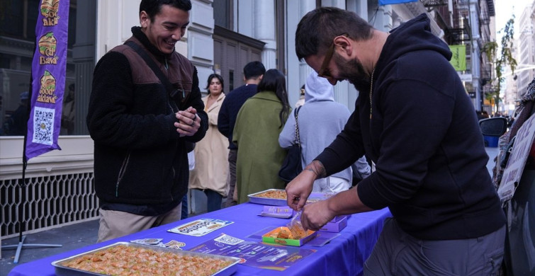 ABD'li Girişimci Türk Baklavasını New York'ta Tanıtıyor