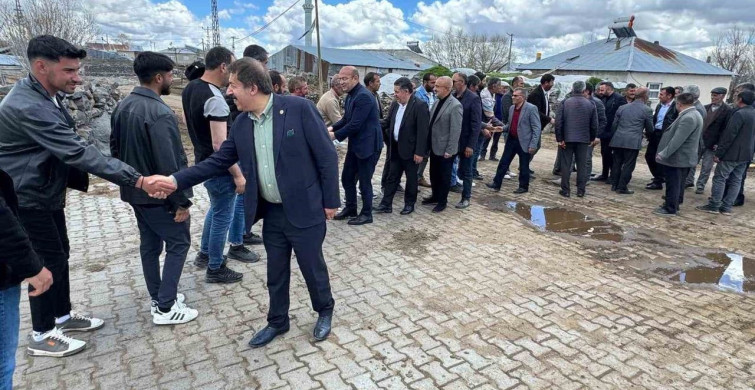 Abdurrahim Fırat Tekman ve Karayazı’da Halkla Buluştu