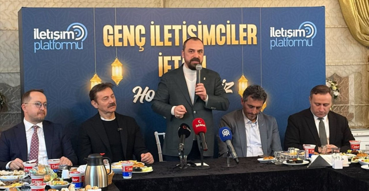 Acar'dan İftar Programında Gençlere Mesajlar