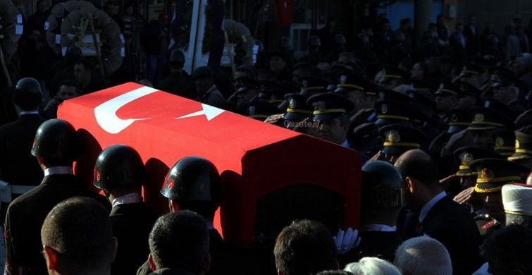 Acı haber! Ateş düştüğü yeri yaktı Van'da bir askerimiz şehit oldu