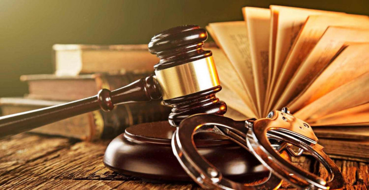 Açık alanda cinsel ilişki ve hayasızca hareketler suçu nedir? (TCK 225) Hayasızca hareketler suçu cezası nedir?