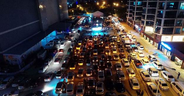 Açık Hava Sineması Etkinlikleri Devam Ediyor