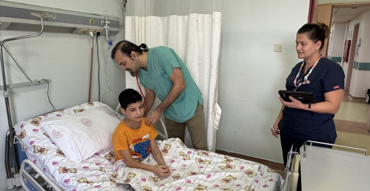 Açık Kalp Cerrahisi ile Hayata Döndürülen 11 Yaşındaki Çocuğun Hikayesi