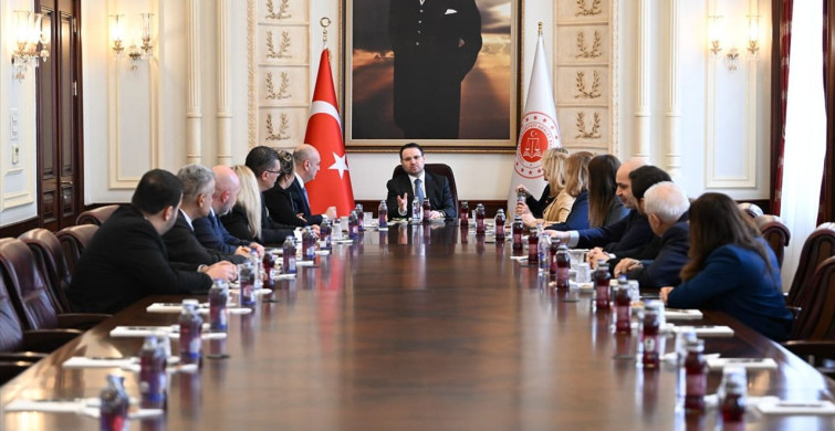 Adalet Bakanı Gürlek, Ankara 2 No'lu Baro Yönetimini Ağırladı