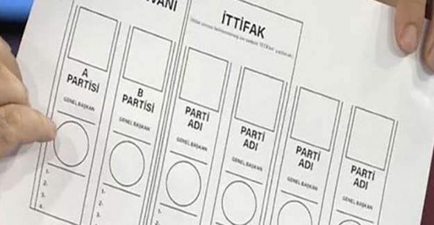 Adalet Bakanı Oy Pusulasını Canlı Yayında Açıkladı