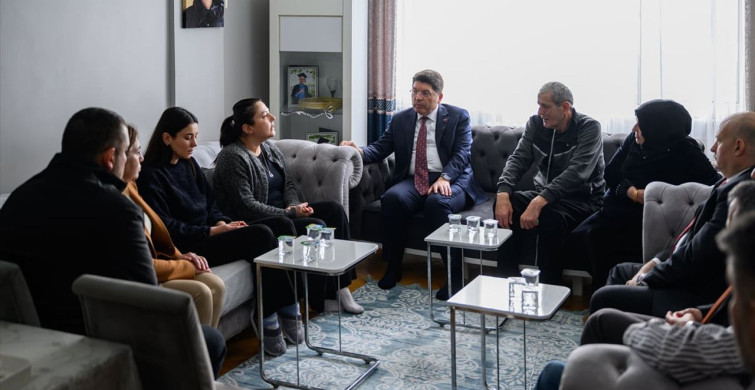 Adalet Bakanı Yılmaz Tunç, Atlas Çağlayan'ın Ailesini Ziyaret Etti