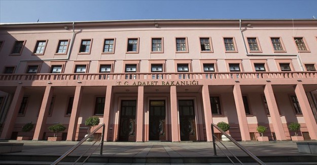 Adalet Bakanlığında 10 Mütercim İstihdam Edilecek