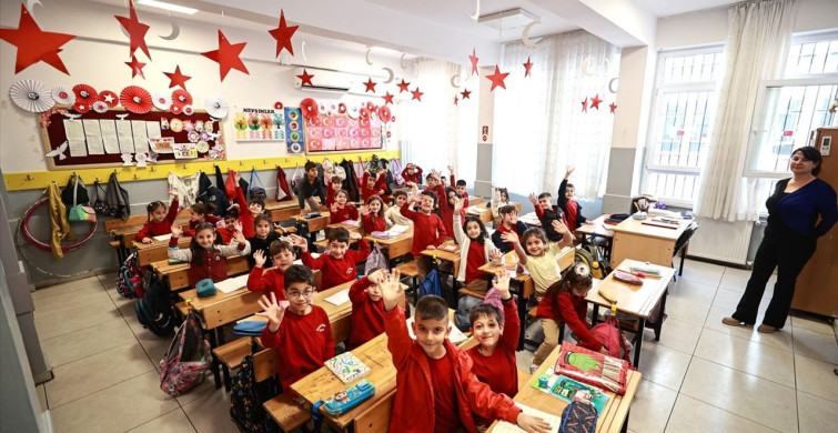 Adana, Mersin ve Hatay'da Ara Tatil Sonrası İlk Ders Zili