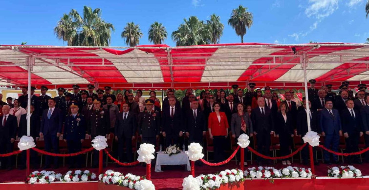 Adana'da 19 Mayıs Coşkuyla Kutlandı