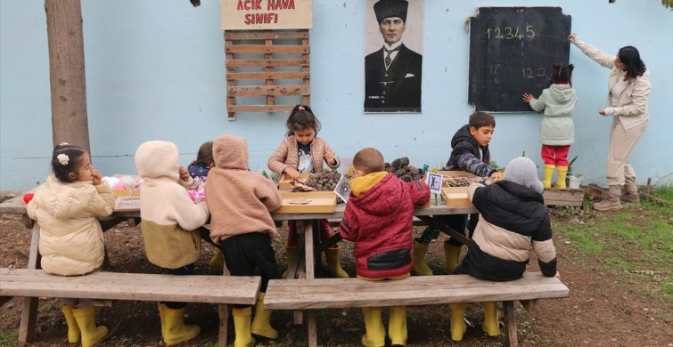 Adana'da Açık Hava Sınıfı Projesi: Doğayı Sevdiren Öğretmen