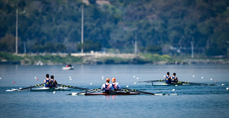 Adana'da Büyükler Türkiye Kupası Kürek Yarışları Heyecanı