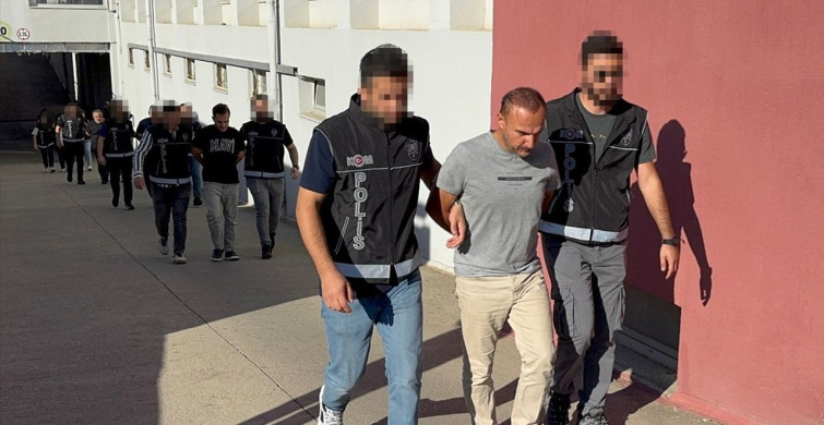 Adana'da Dolandırıcılık Operasyonu: 5 Zanlı Tutuklandı