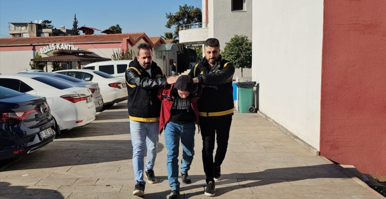 Adana'da Eşini Bıçaklayarak Öldüren Zanlı Tutuklandı