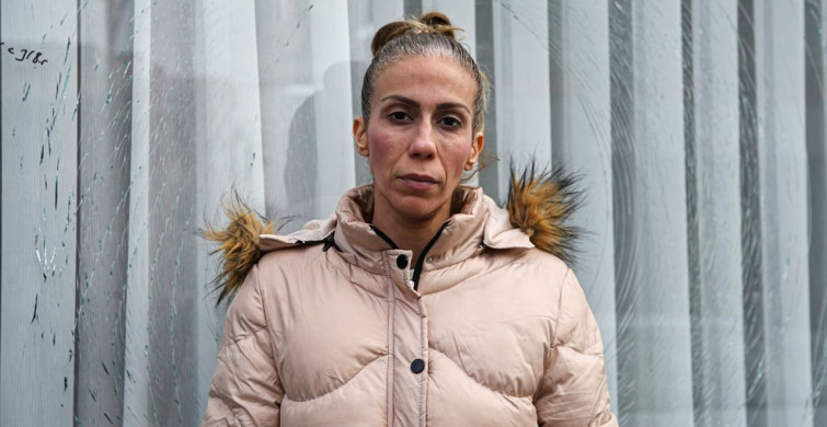 Adana'da İş Yerine Taşlı Saldırı Anı Güvenlik Kamerasında