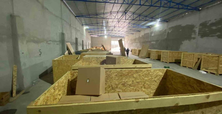 Adana'da Kaçak Makaron Operasyonu