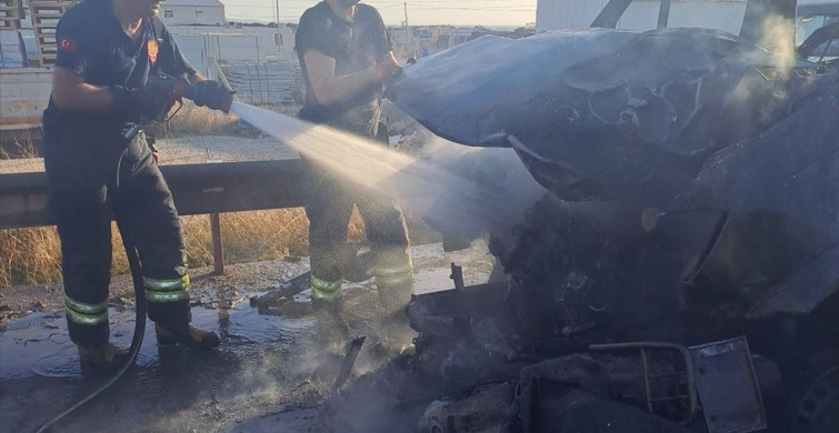 Adana'da Motosiklet Kazası: İşçi Servisi Sürücüyü Hayatından Etti Adana'da Motosiklet Kazası: İşçi Servisi Sürücüyü Hayatından Etti