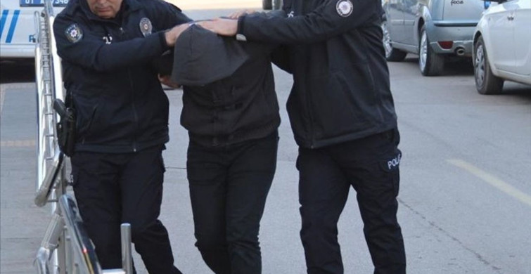 Adana'da Otobüs Şoförü Gözaltında: Motosiklet Sürücüsüne Darbede İddia