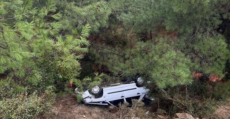 Adana'da Otomobil Kazası: 4 Yaralı