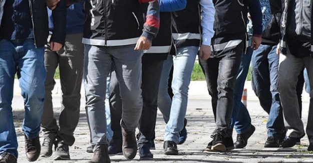 Adana'da PKK Propagandası Yapan 15 Kişi Gözaltına Alındı