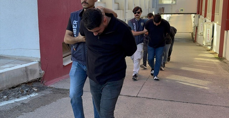 Adana'da Sazan Sarmalı Dolandırıcılık Operasyonu