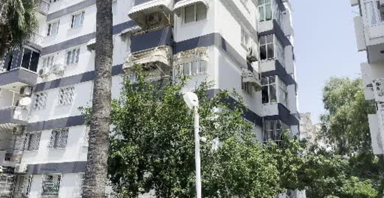 Adana'da şiddet olayı: Eşini çekiçle vurup bıçakladı