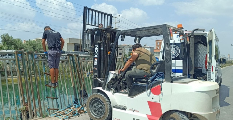 Adana'da Sulama Kanalında Erkek Cesedi Bulundu