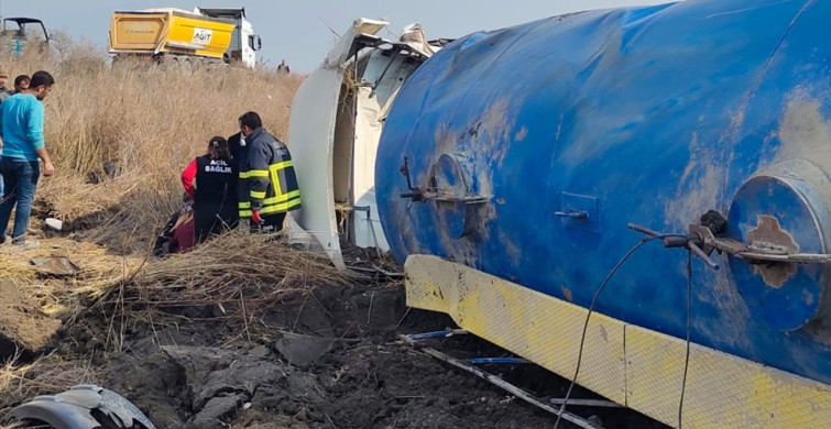 Adana'da Tanker Devrildi: İki Yaralı