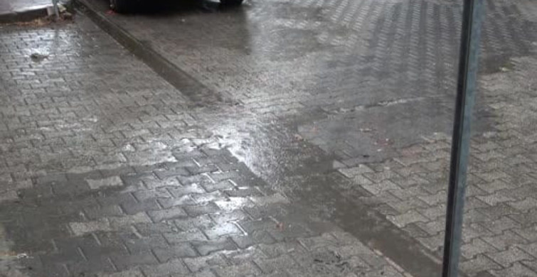 Adana'da temmuzda kısa süreli sağanak yağış etkili oldu