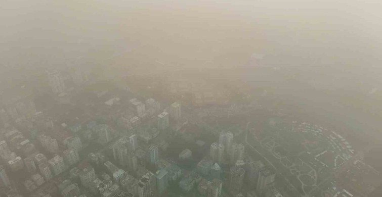 Adana'da Toz Fırtınası Etkili Oldu