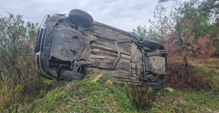 Adana'da Trafik Kazası: İki Yaralı