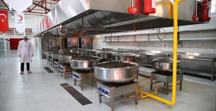 Adana'da Yeni Bir Aşevi Hizmete Açıldı