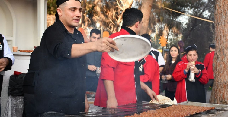 Adana'nın Tescilli Kebap Ustaları Yetişiyor