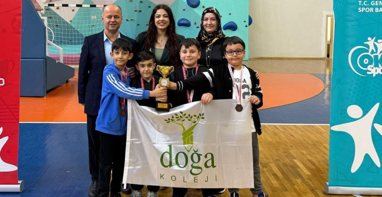 Adıyaman Özel Doğa Koleji Öğrencilerinden Satranç Turnuvasında Başarı