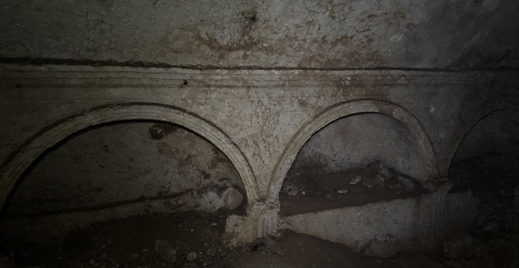 Adıyaman'da 1800 Yıllık Kubbeli Mezar Odası Keşfi