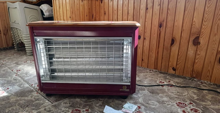 Adıyaman'da Cami Isıtıcısına Anlamlı Bırakılan Not ve Para