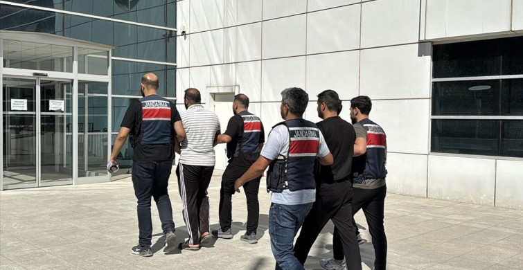 Adıyaman'da DEAŞ Operasyonunda 2 Zanlı Tutuklandı