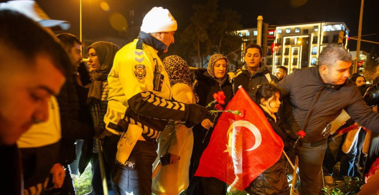 Adıyaman'da Depremin Yıldönümünde Sessiz Yürüyüş