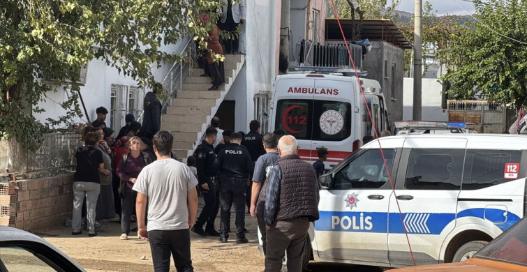 Adıyaman'da Dini Nikahlı Eşini Yaraladıktan Sonra İntihar Eden Kişi Adıyaman'da Dini Nikahlı Eşini Yaraladıktan Sonra İntihar Eden Kişi