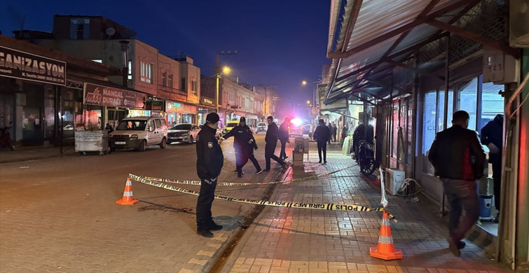Adıyaman'da Eşini Bıçaklayarak Öldüren Kişi Gözaltına Alındı