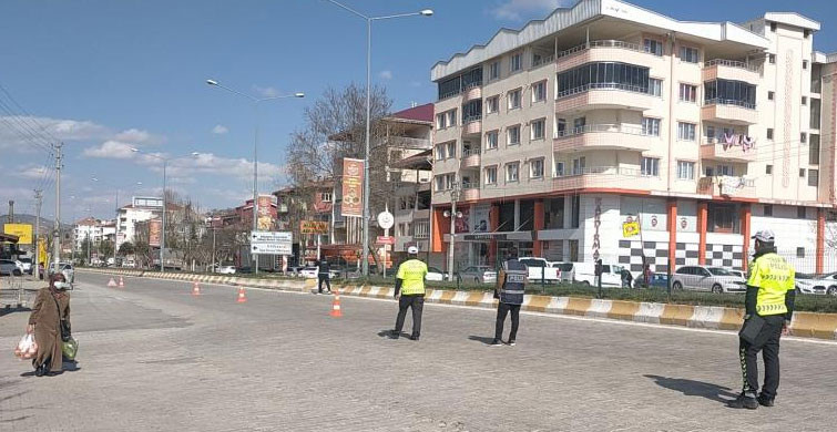 Adıyaman’da Kısıtlamayı İhlal Eden 350 Kişiye Ceza Kesildi