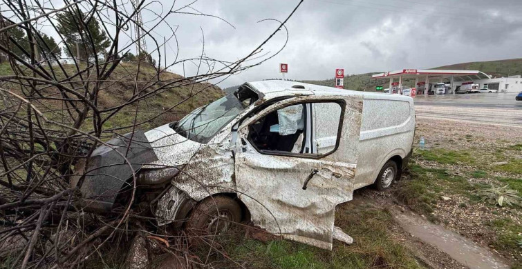 Adıyaman'da Midibüs Kazası: 1 Yaralı
