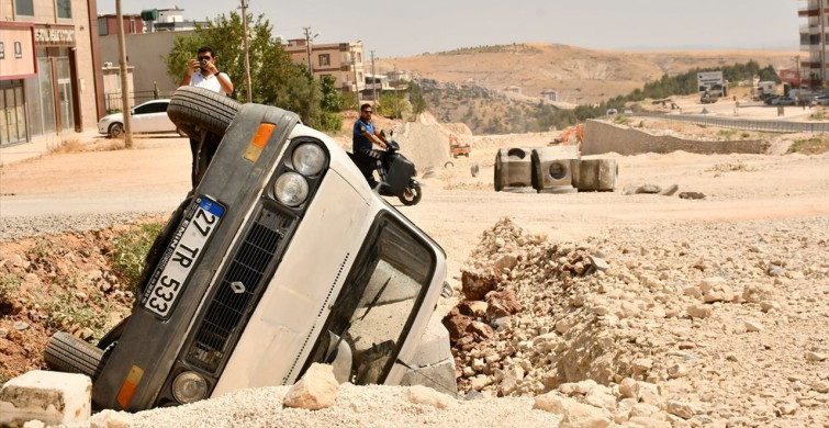 Adıyaman'da Otomobil Devrildi, 5 Yaralı