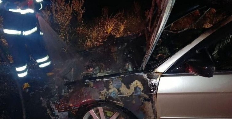 Adıyaman'da seyir halindeki otomobilde yangın çıktı